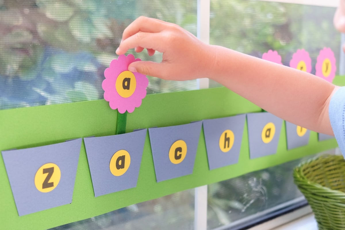 Plant a flower letter matching activity